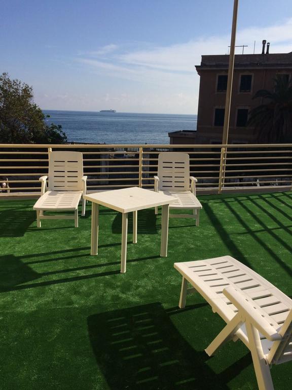 Gaslini Vicinissimo - Casa Dello Zio Hotell Genua Exteriör bild